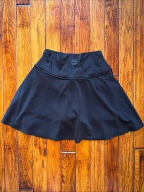 Athleta Girl Skirt Skort with lined shorts, v cross over front waistband, 8-10